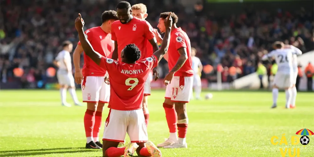 soi kèo Valencia vs Nottingham Forest